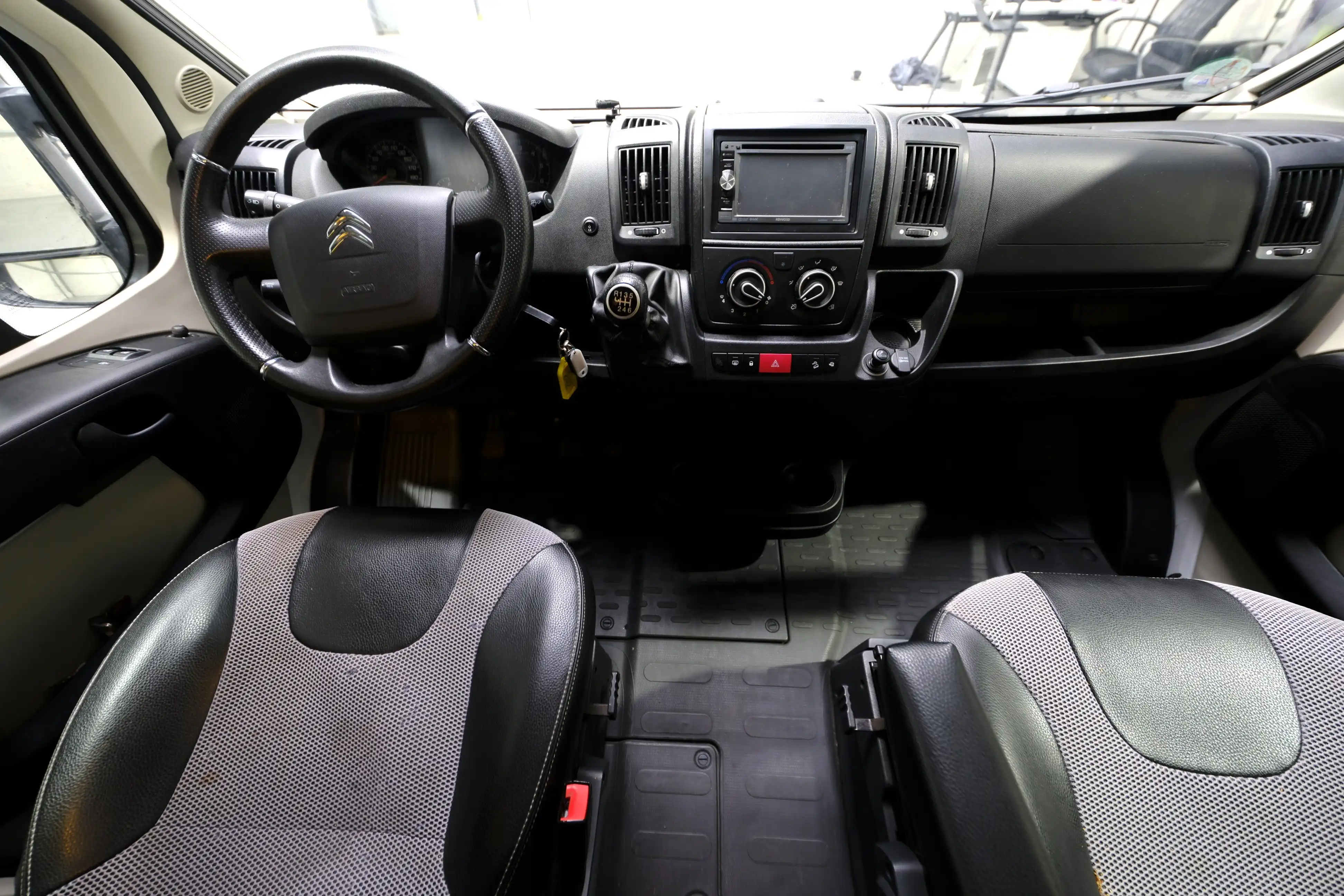 GLOBECAR Campscout Revolution